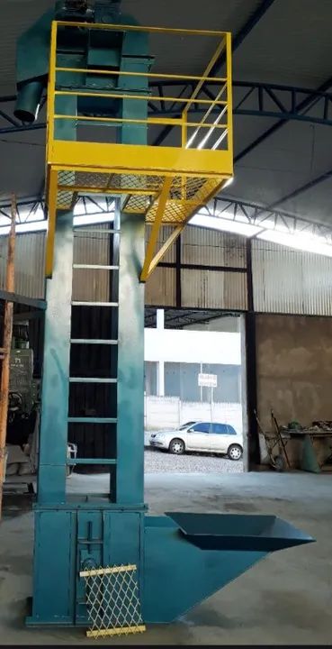ELEVADOR DE CANECAS