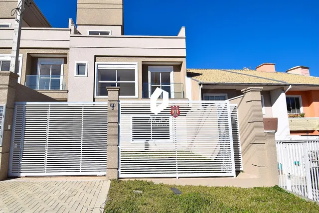 Sobrado novo no Tingui, 146 m2 , 3 quartos sendo 1 suíte. Terraço amplo c/ churr