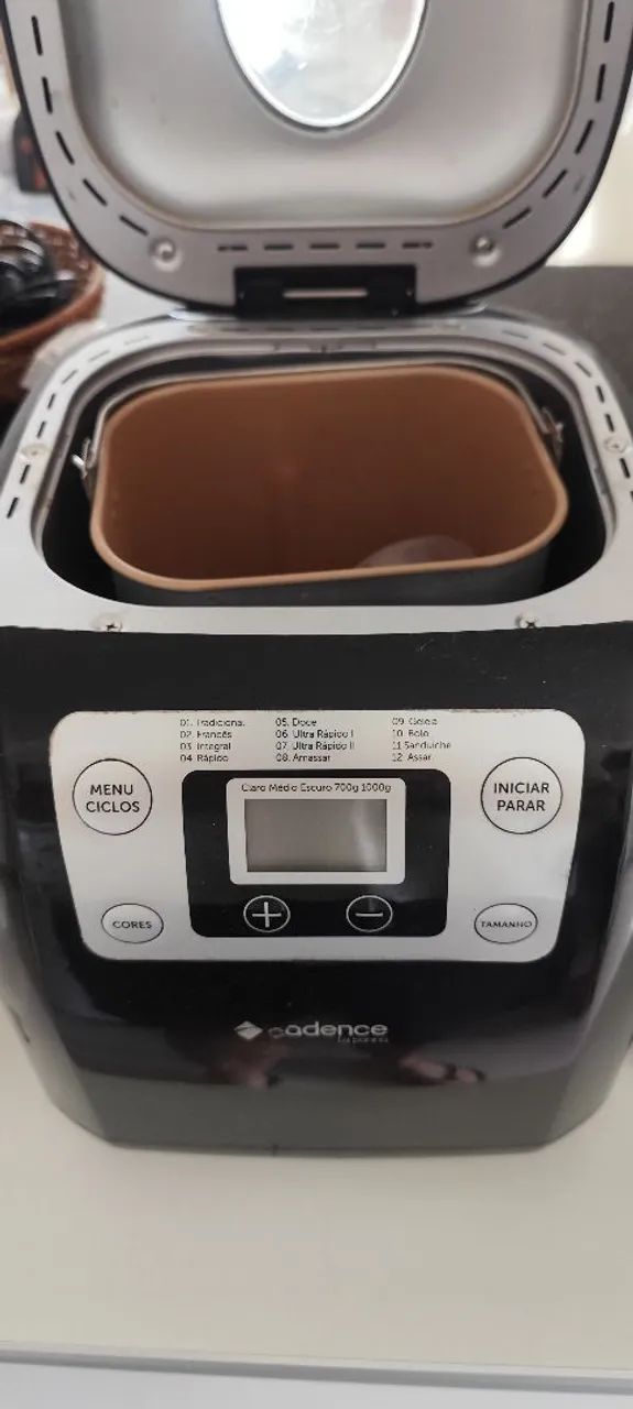 Máquina de Fazer Pão Cadence