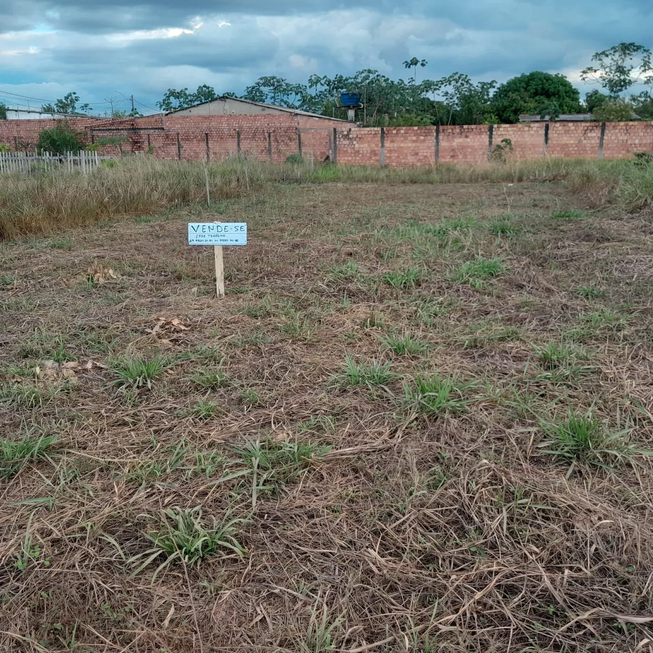 Terreno à venda - Bairro Lagoa Azul!
