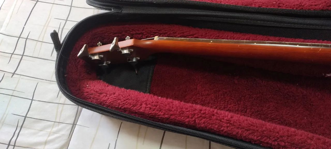 Baixolão Strimberg 4 cordas com case luxo  - Foto 5
