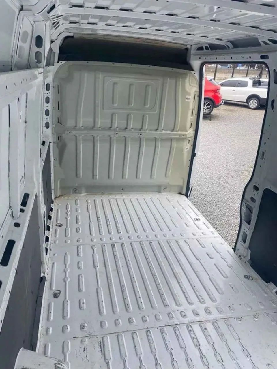 Fiat Ducato Furgão Ano: 2019 - Foto 5