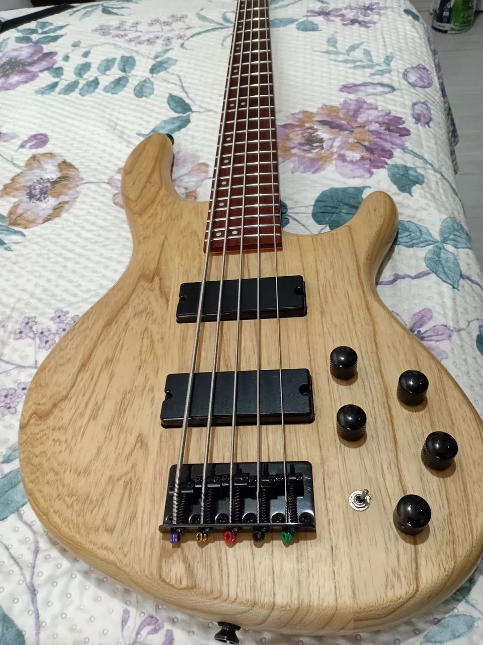  Baixo cort markbass +Cubo rx100 meteoro  - Foto 5