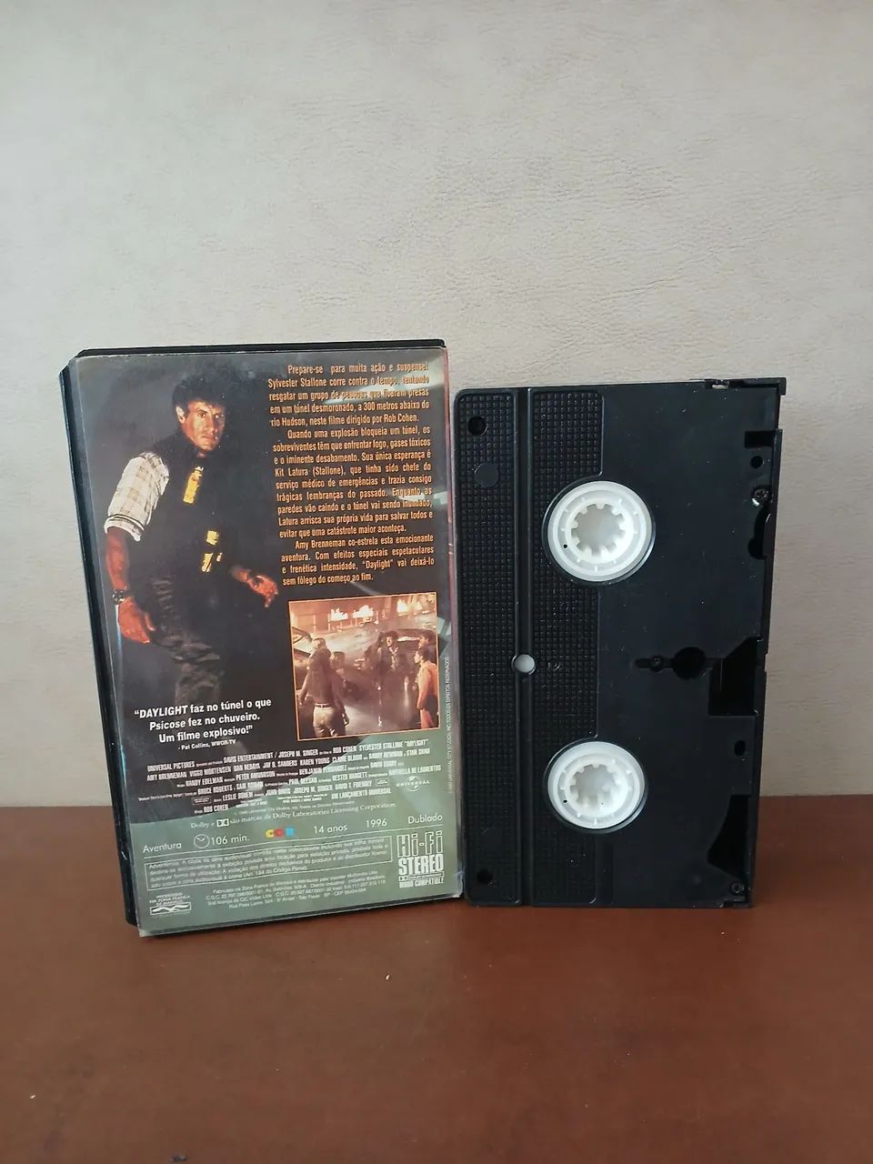 Fita VHS - Daylight (Stallone) - Dublado  - Foto 2