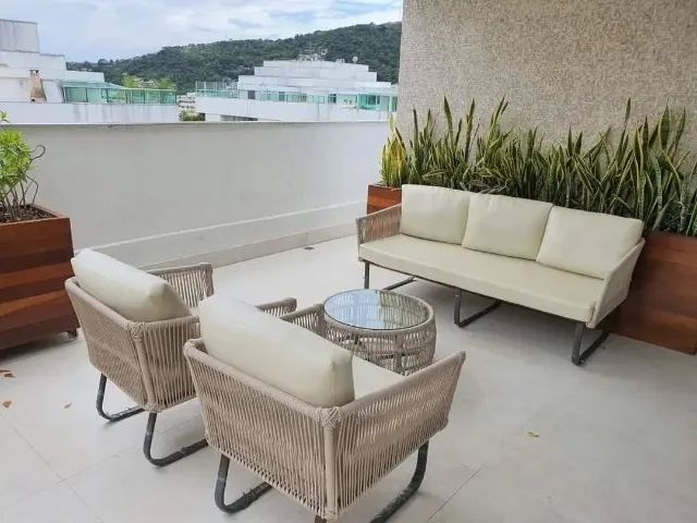CONJUNTO SOFÁ DE CORDA NÁUTICA - MESA DE CENTRO DE VIDRO
