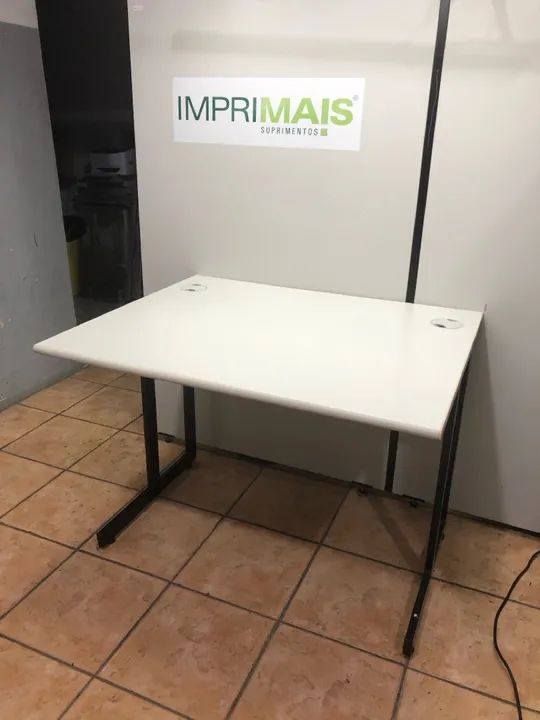 Mesa para escritório Giroflex  - Foto 3