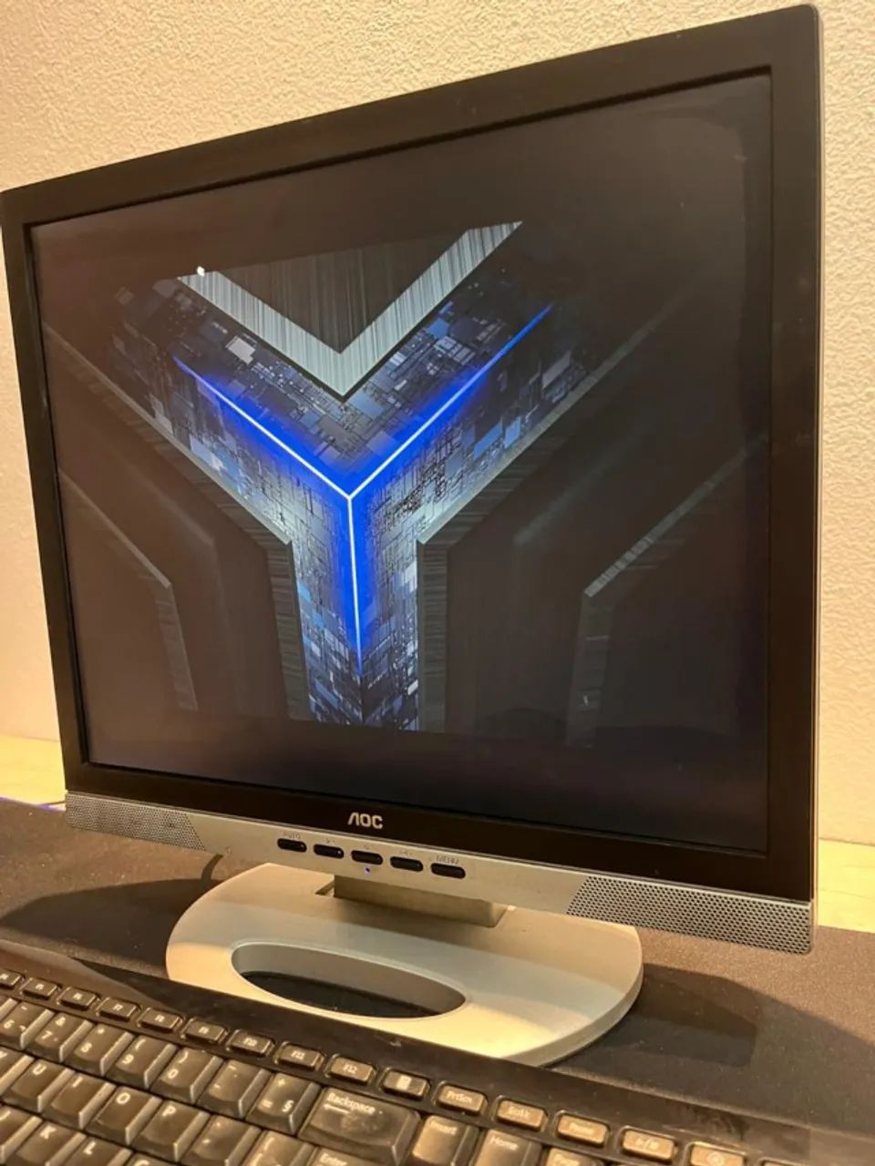 MONITOR AOC 17" MODELO LM722 COD 04 - Foto 3