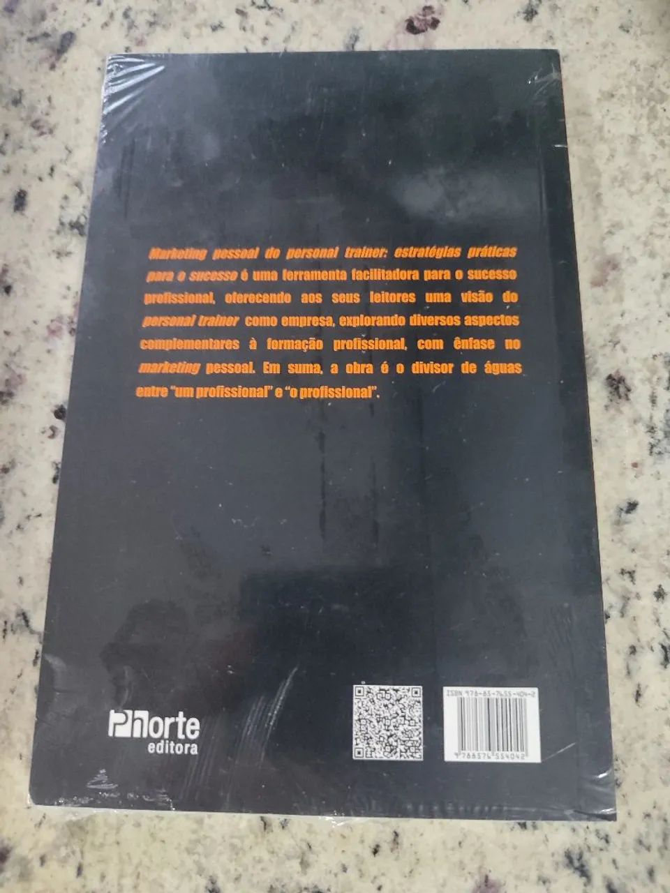 Livro Marketing pessoal do apersonal trainer/ Educação física  - Foto 2