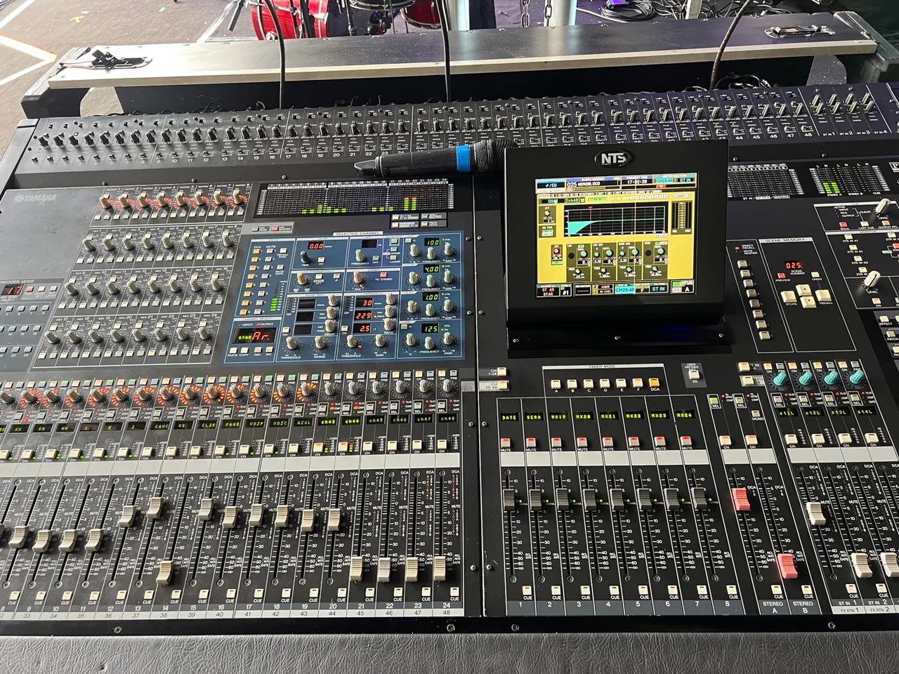 Mesa de Som Yamaha