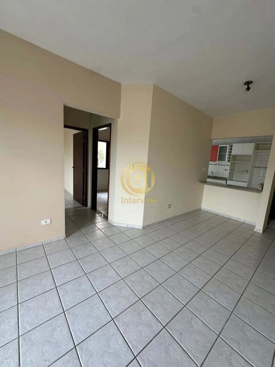 ALUGO E VENDO APARTAMENO RESDENCIAL NO JARDIM FLORIDA EM JACAREÍ - SÃO PAULO com 2 DORMITÓ - Foto 2