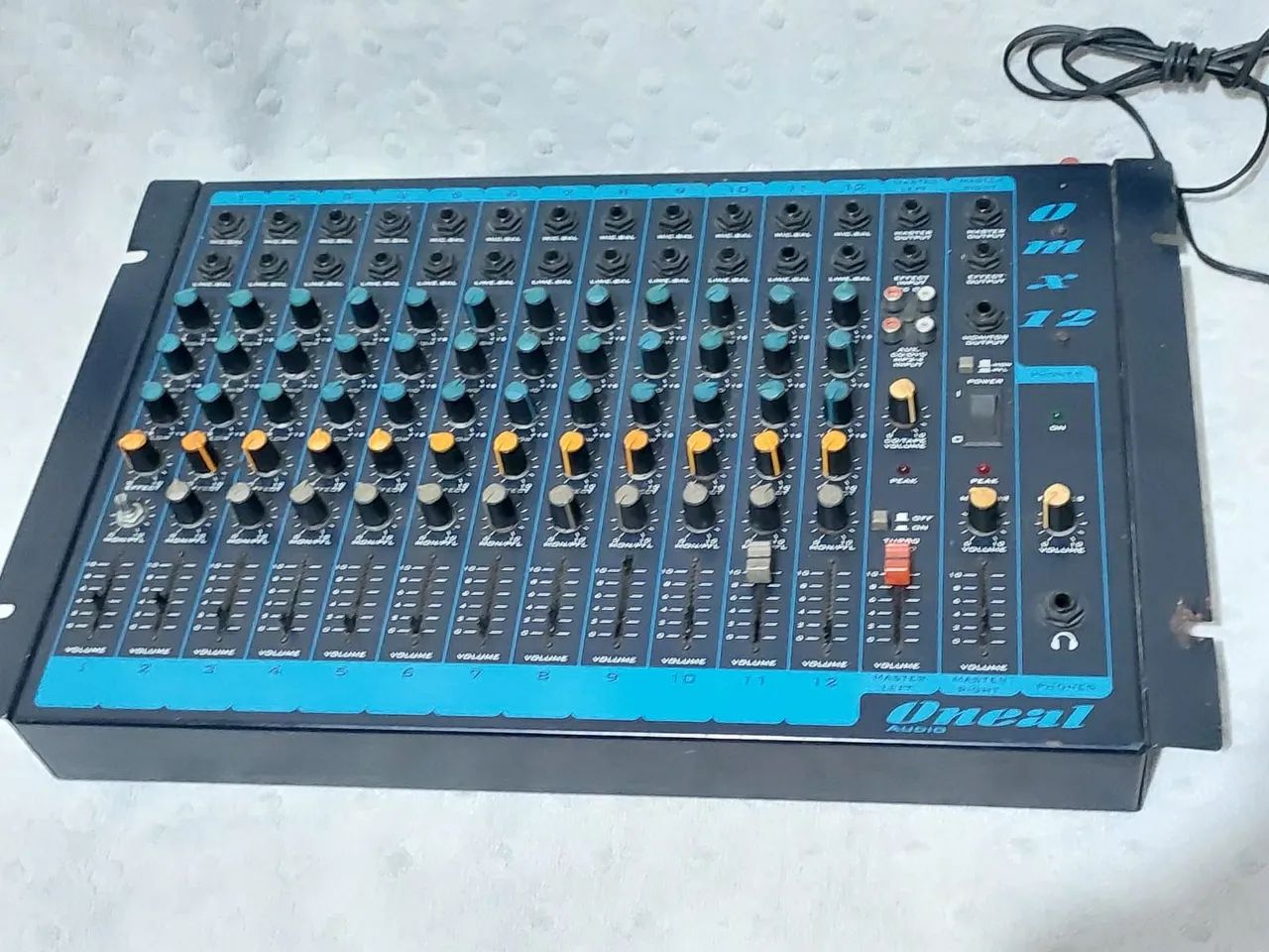 Mesa de Som Oneal OMX 12 - 12 Canais - Foto 2
