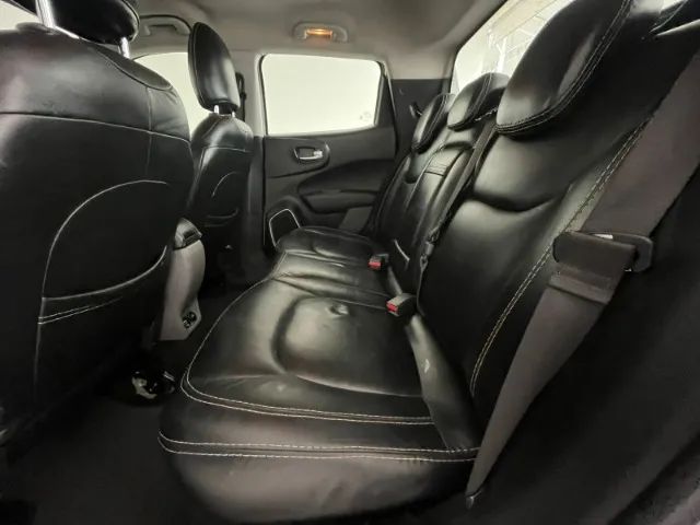 Fiat Toro Volcano 2.0 Diesel ( com vistoria cautelar ) Aut 2017  - Foto 2