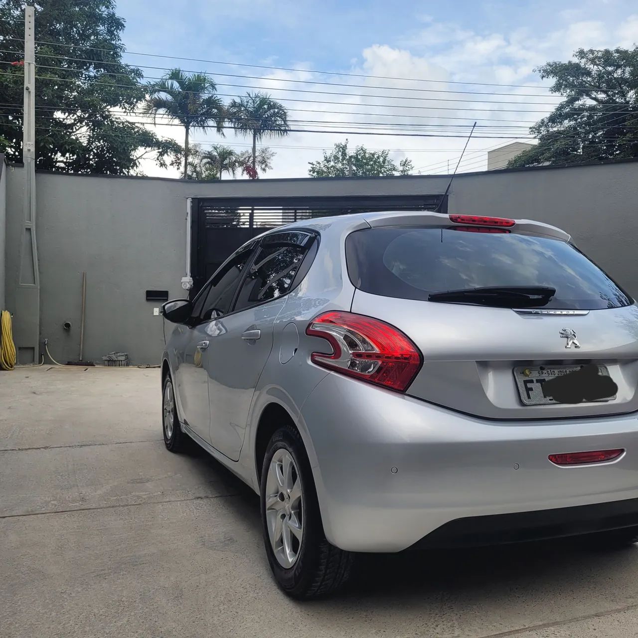 Peugeot 208 1.5 2016 com 58.000km - Foto 4