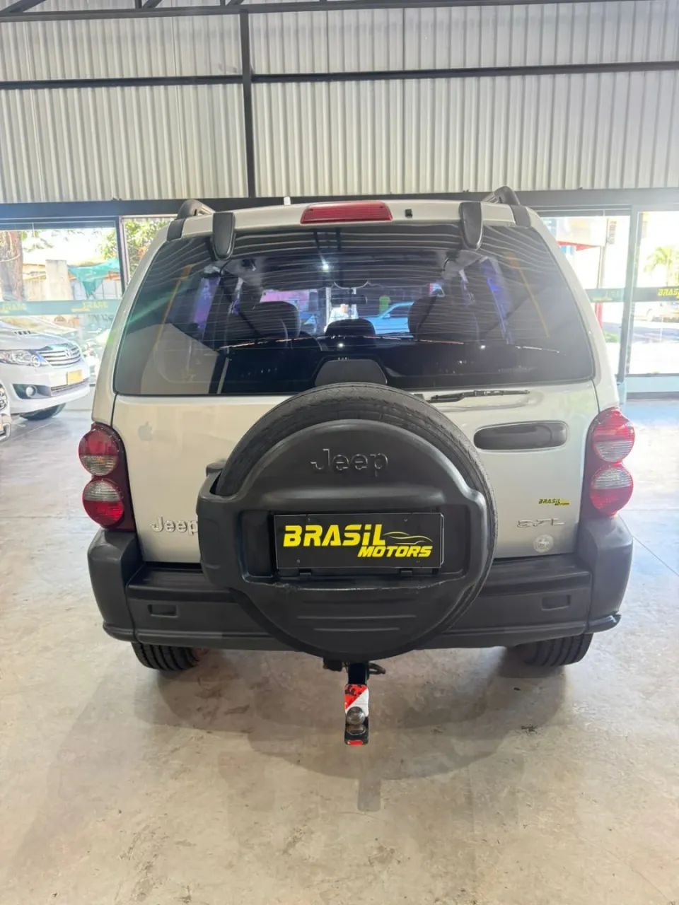JEEP CHEROKEE 3.7 SPORT 4X4 V6 12V GASOLINA 4P AUTOMÁTICO PRATA 2006 - Foto 4