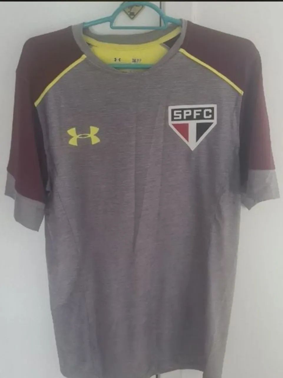 Camisa Treino São Paulo Under Armour Cinza
