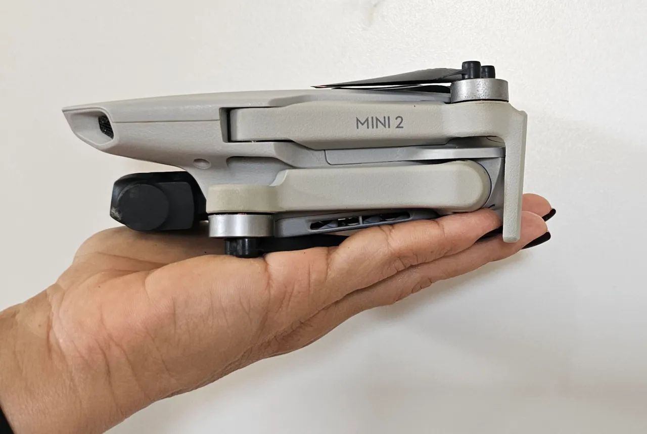 DJI Mini 2 Fly More Combo - Drone 4K | Impecável + Acessórios - R$ 2.700 - Foto 5