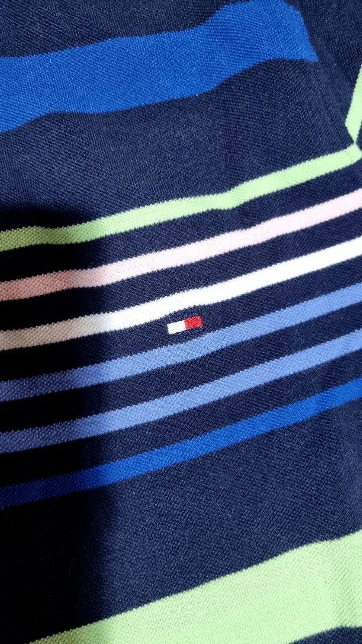 Camisa Polo Listrada Tommy Hilfiger - Foto 2