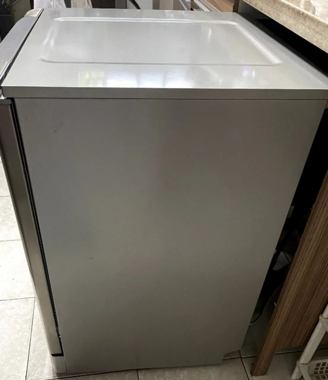 Lava Louça Eletrolux bluetouch LV14X INOX 14 serviços 127V - Foto 2
