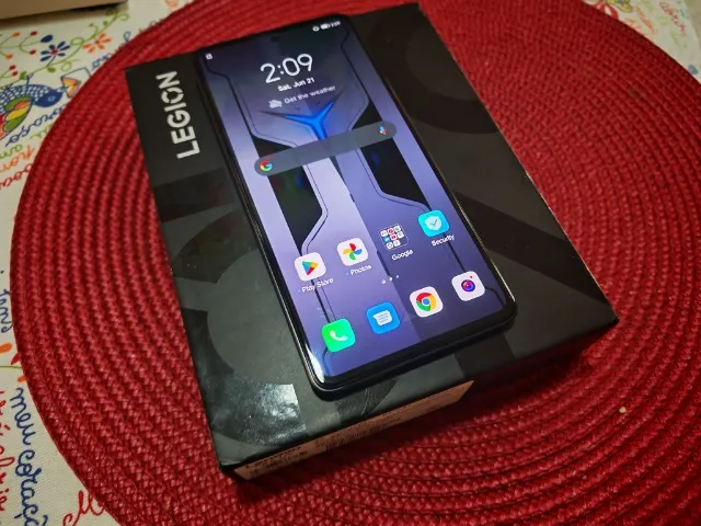 Celular Lenovo Legion Y70, Design Premium! | 128GB | Snapdragon 8+ Gen 1 | Tela 144Hz