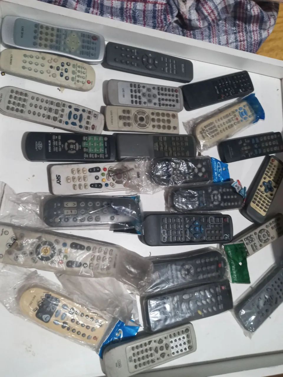 Controles diversos modelos - Foto 2