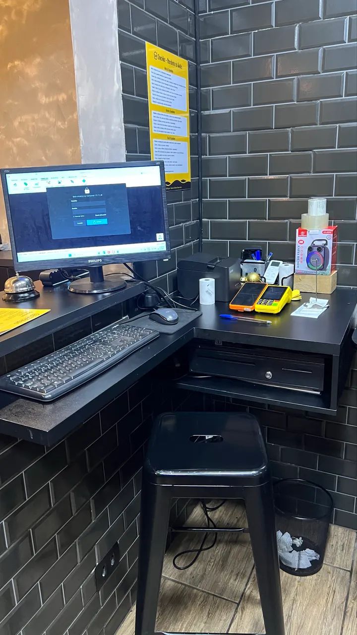 Armário caixa suspenso 64673562724097120