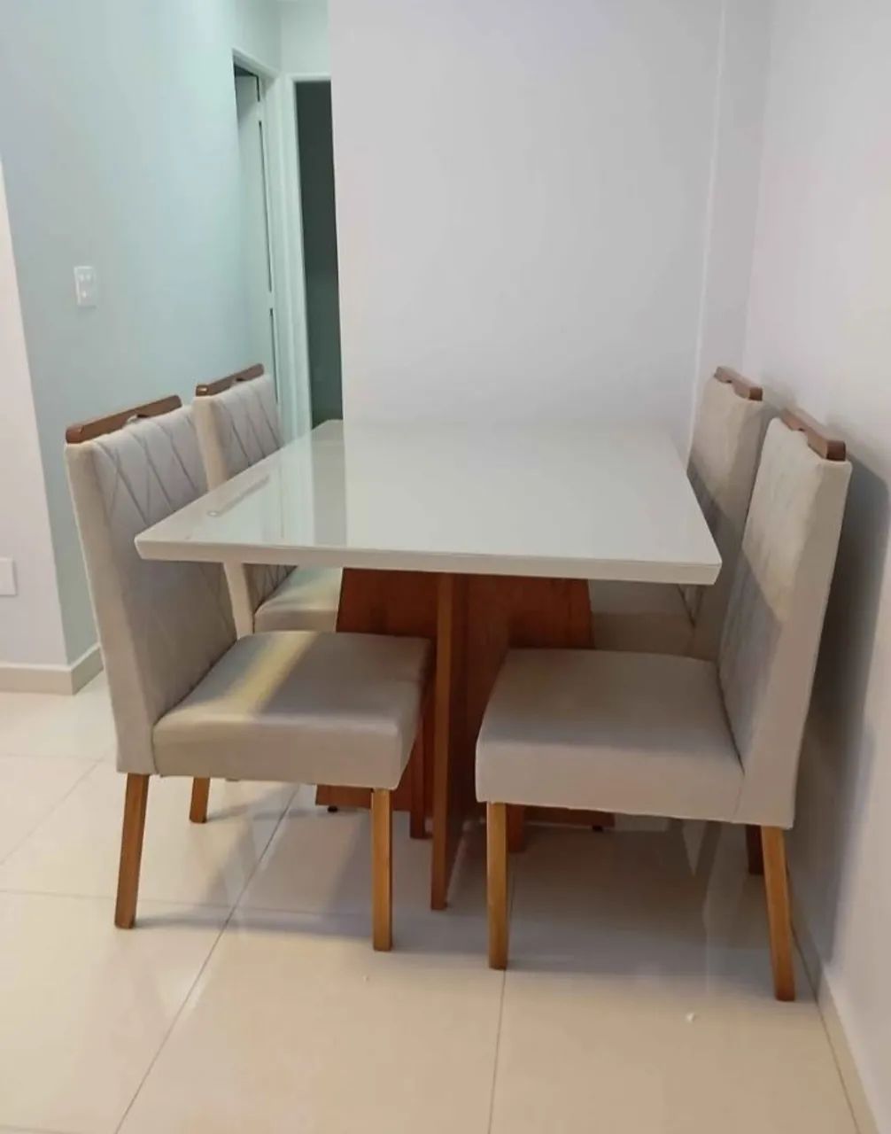 Mesa de jantar MADEIRA MACIÇA FRETE E MONTAGEM GRÁTIS  - Foto 3