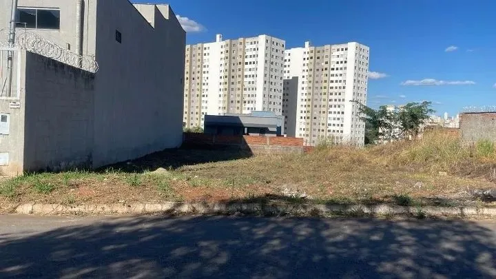 Lote 360,00m² (Asfalto, Agua e Esgoto) Residencial Morumbi