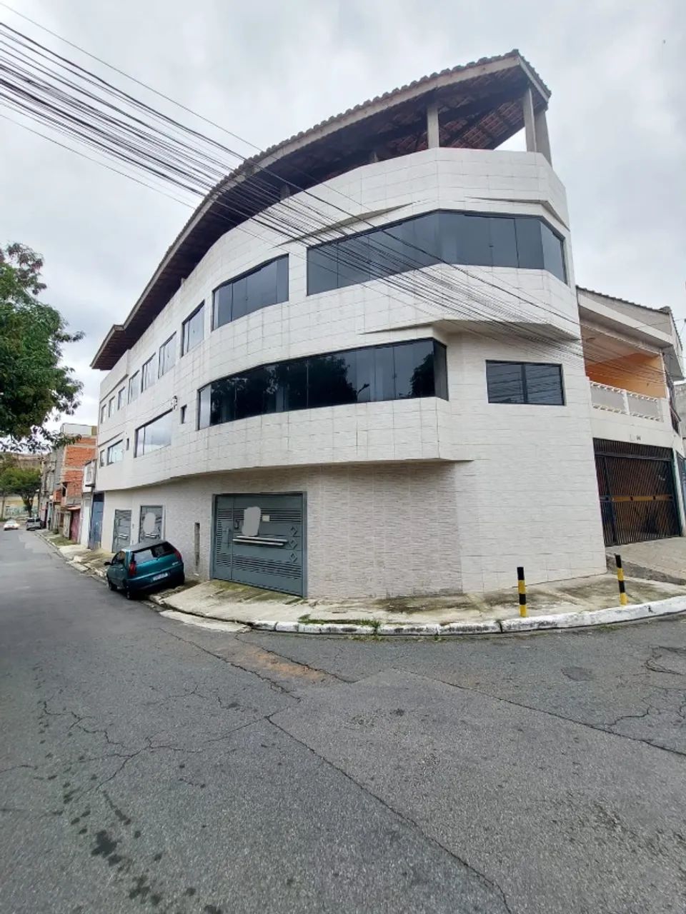 Sobrado de esquina - Residencial / Comercial c/ Terraço - Monotrilho São Mateus e Colonial