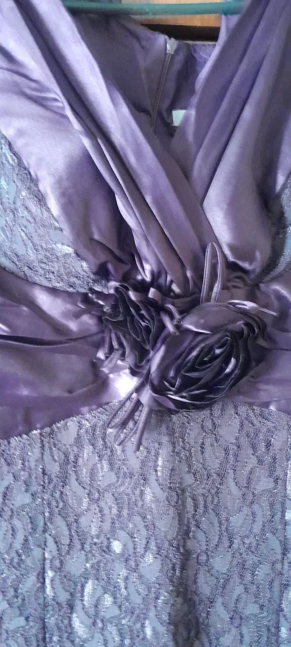 Vestido Roxo todo rendado e forrado Tam. 44 - Foto 4