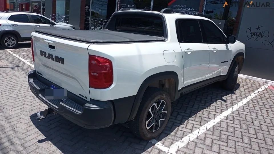 Rampage 2024 Rebel 2.0 Diesel 4x4 Com apenas 10 mil km rodados!!! - Foto 3