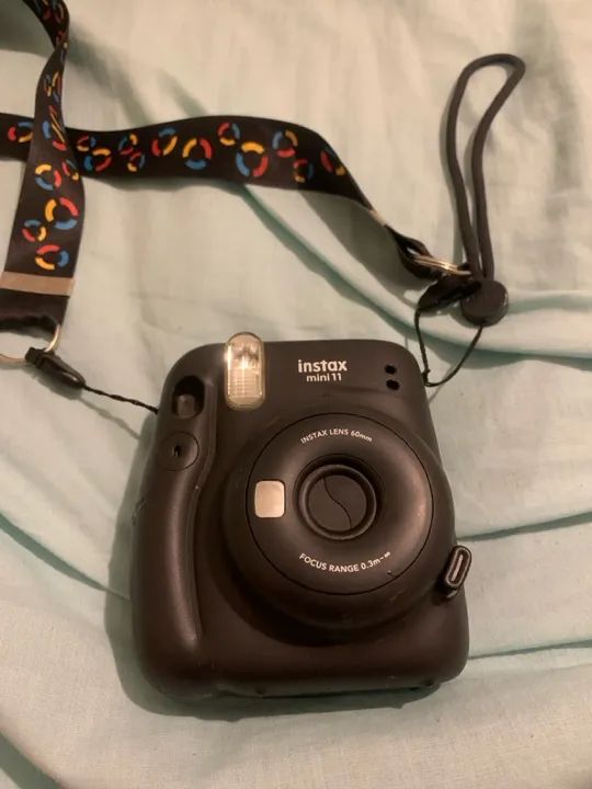 Câmera fotografia instax mini 11 preta