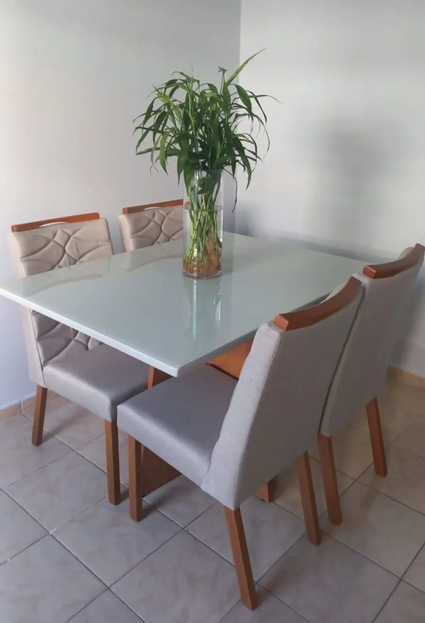 Mesa de jantar MADEIRA MACIÇA FRETE E MONTAGEM GRÁTIS 