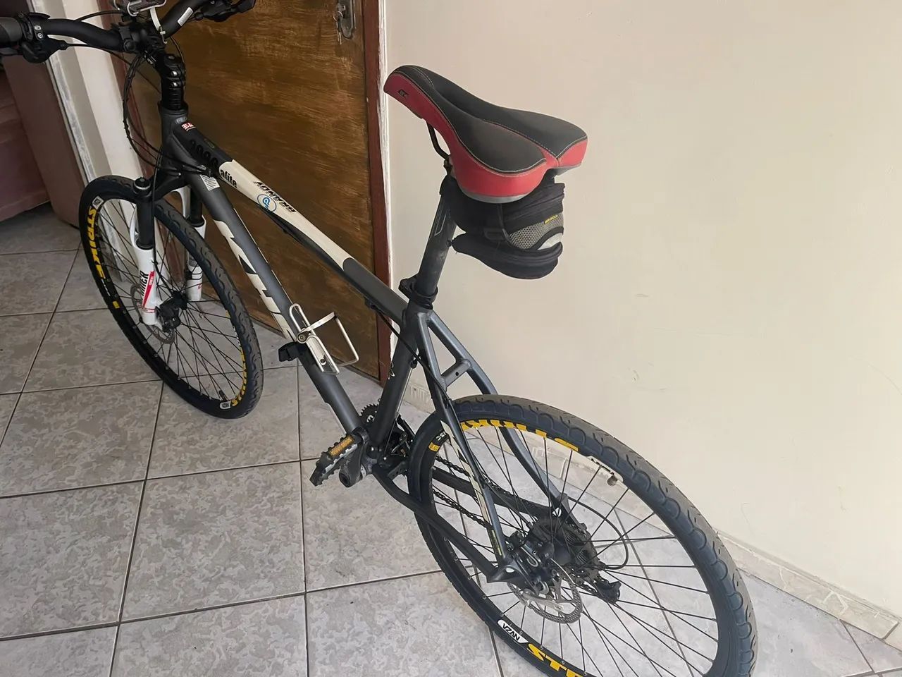 Bicicleta KHS ALITE 2000 Mountain Bike  - Foto 5