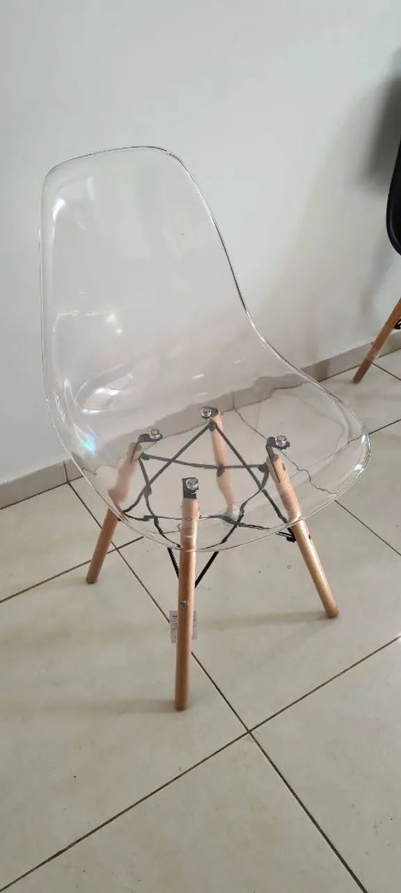 Cadeira transparente NOVA - Foto 2