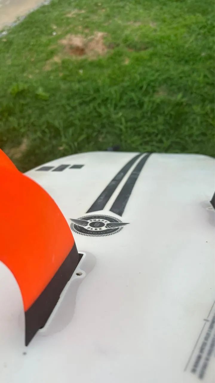 Prancha de surf seminova64310162147329122