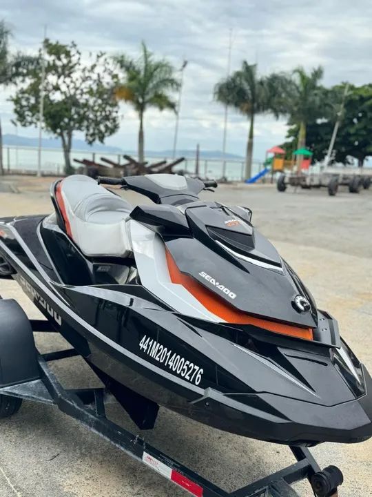 Jet sky seadoo gti 155