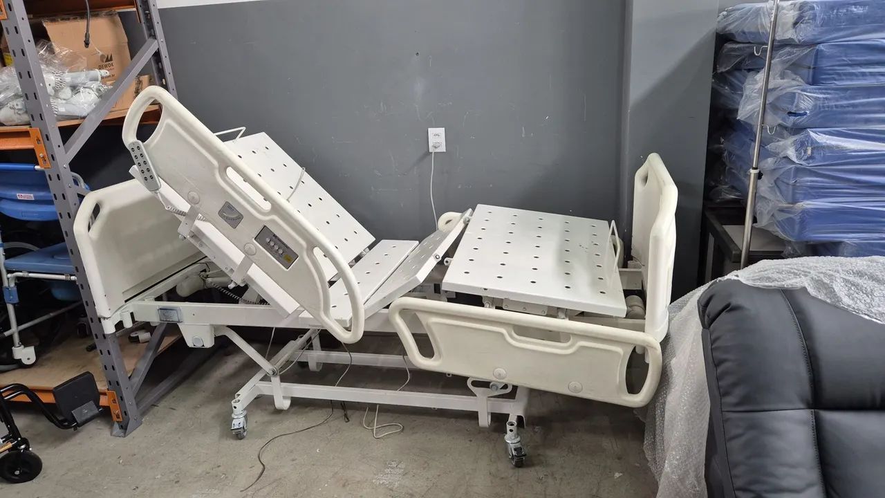 Cama poltrona hospitalar Elétrica 10 movimentos  - Foto 2
