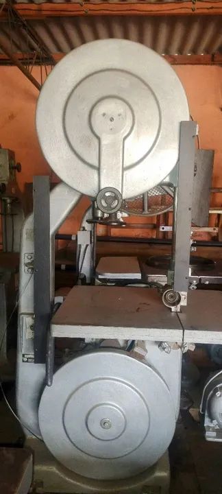 Serra de fita invicta volante de 60 centímetros motor de 3 CV trifásico  - Foto 2