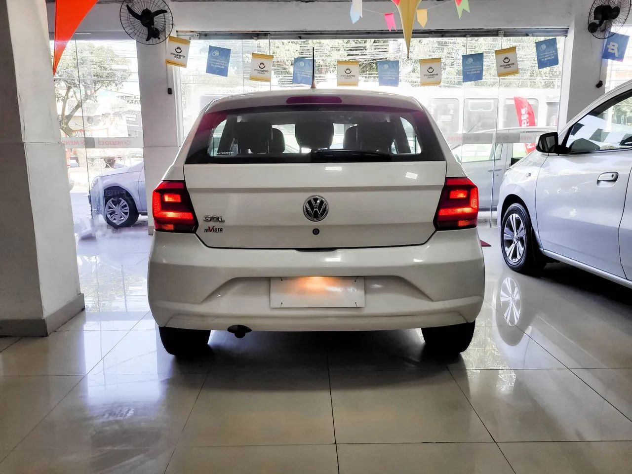 Volkswagen gol 1.0 novo financio - Foto 3