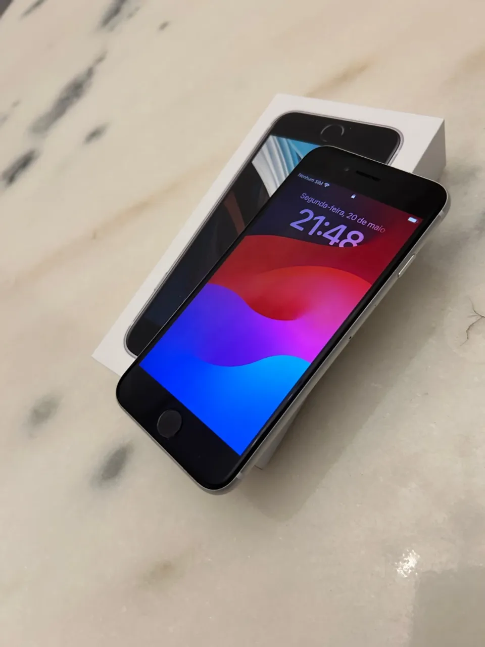 iPhone SE 2020 64GB impecável estado de novo