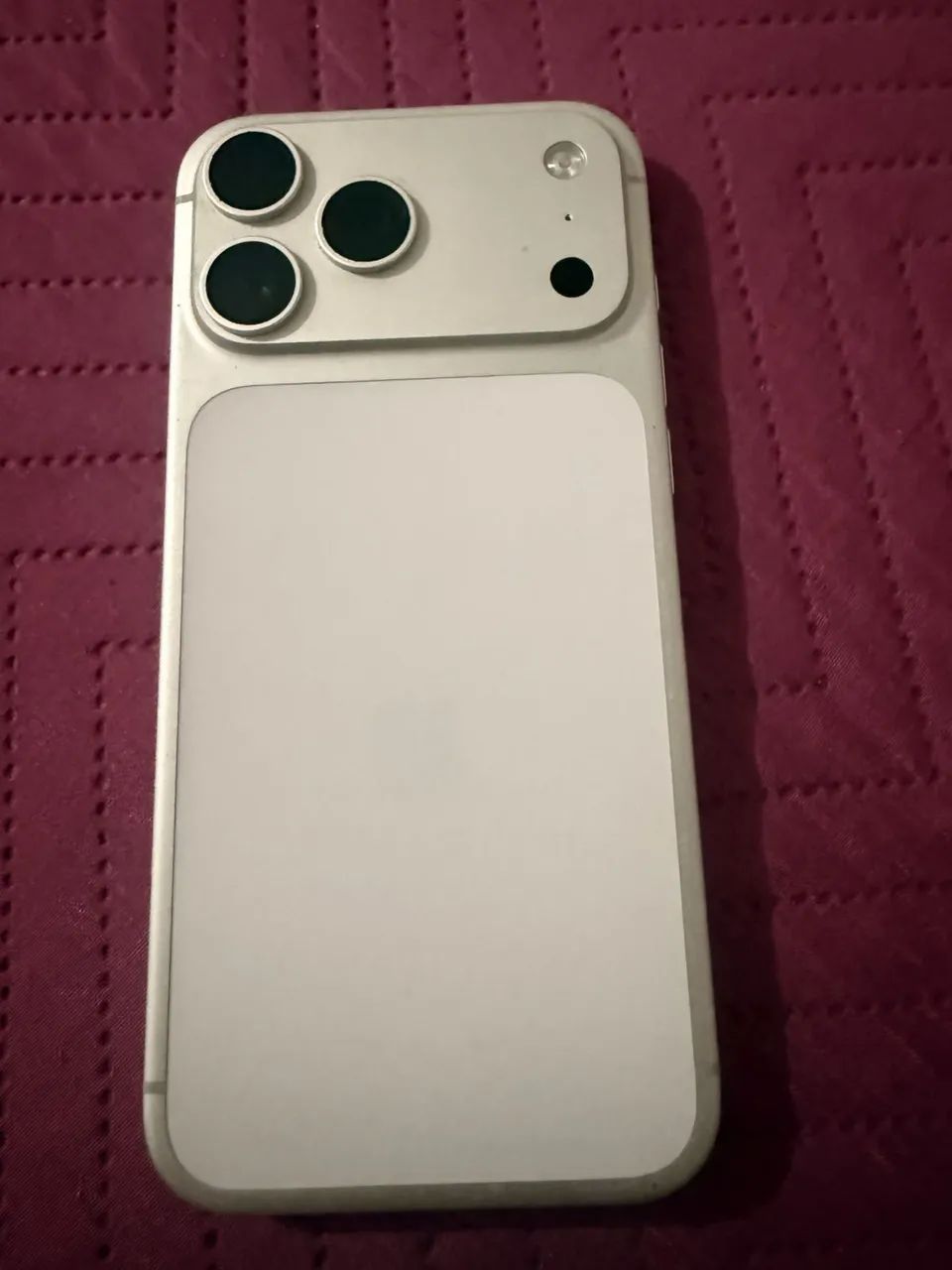 iPhone 17 pro max 