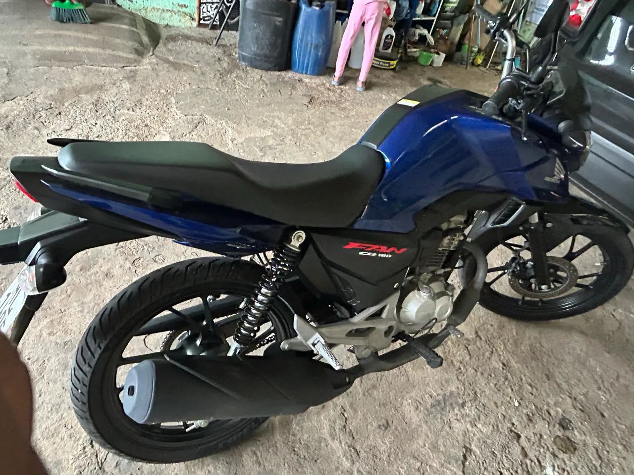 Moto 160