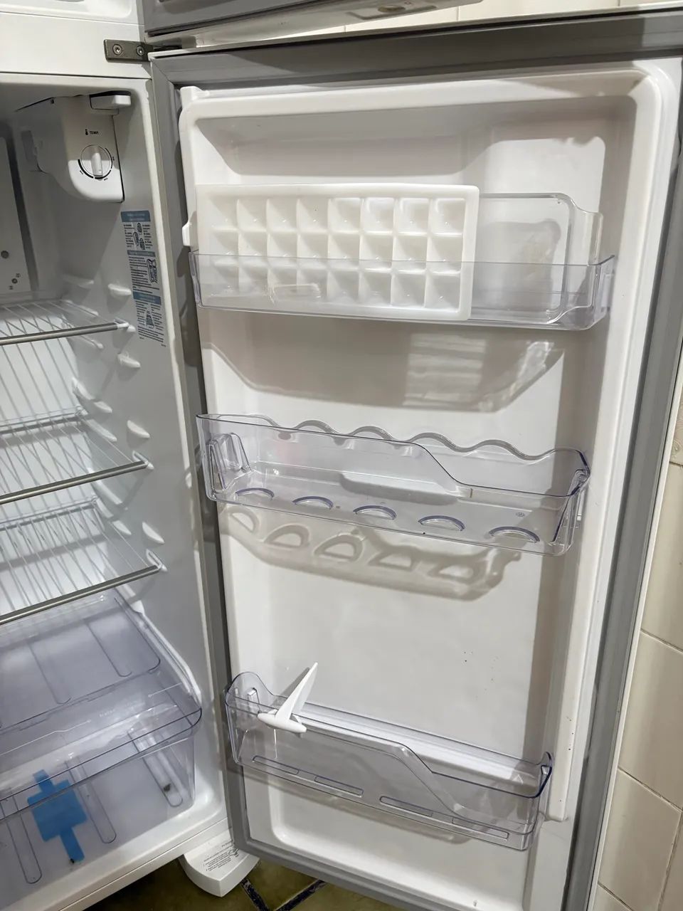 Vendo geladeira Electrolux DC35A 2023 260L - Geladeiras e Freezers