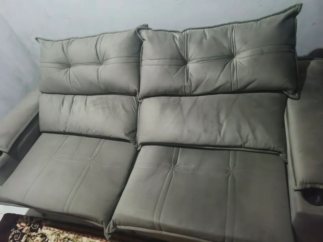 Vendo sofá retratil cinza  - Foto 3