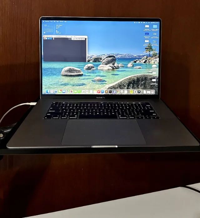 MacBook Pro 16" (2019) - Intel Core i9 8-Core | 32GB RAM | Radeon Pro 5300M 4GB Dedicada - Foto 3