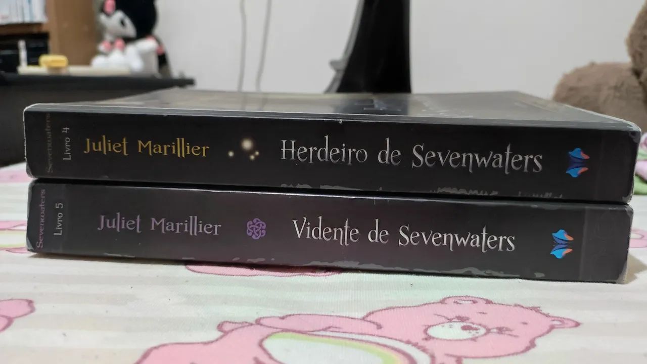 Livros Herdeiro de Sevenwaters e Vidente de Sevenwaters - Foto 2
