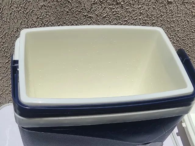 Caixa térmica 32L - Azul - Foto 2