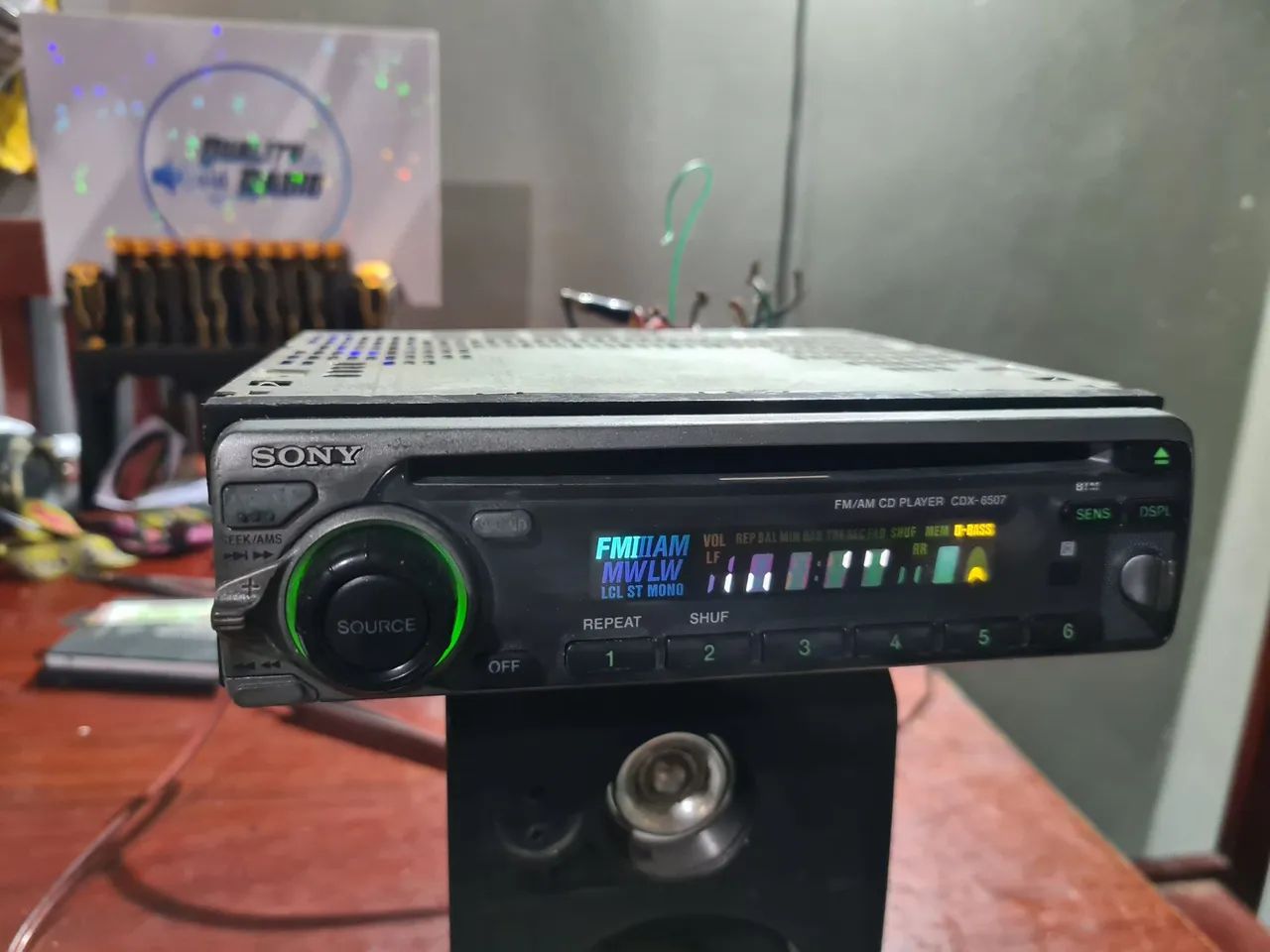 Toca cd sony dos antigos com bluetooth no AM e led no display - Foto 2