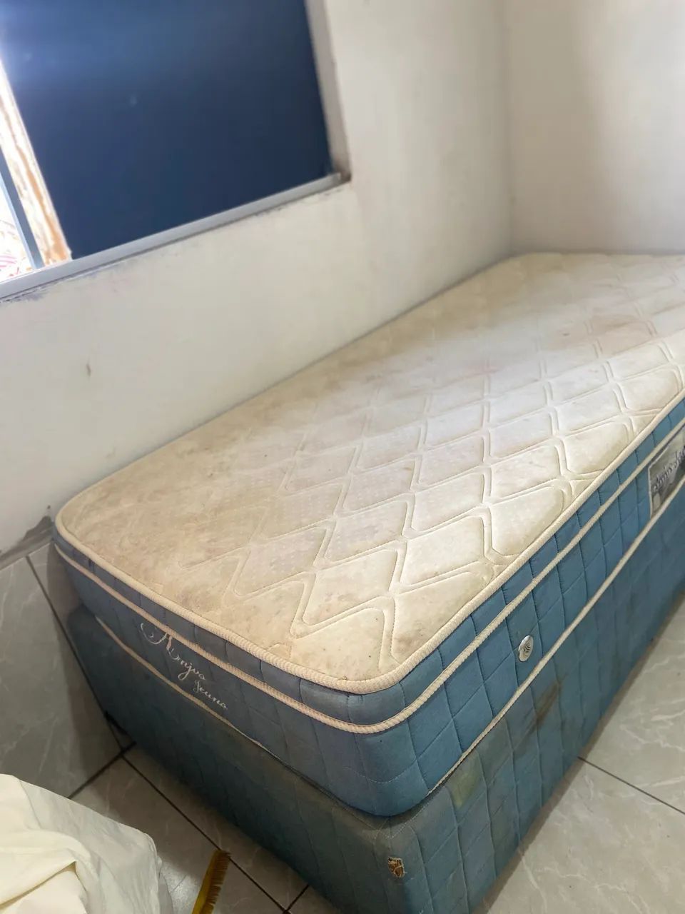 ? Cama Box + Colchão - solteiro 