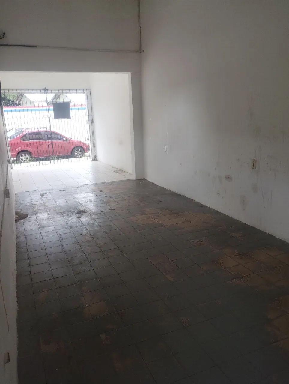 Alugo ponto comercial 3x15 metros - Foto 3